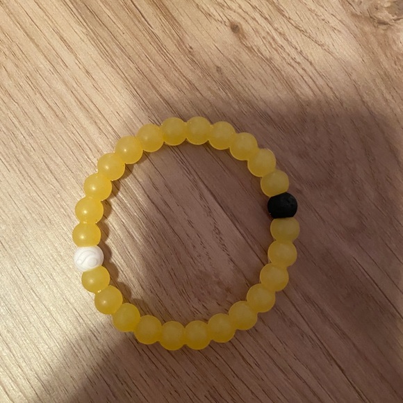 Lokai bracelets - Picture 5 of 10